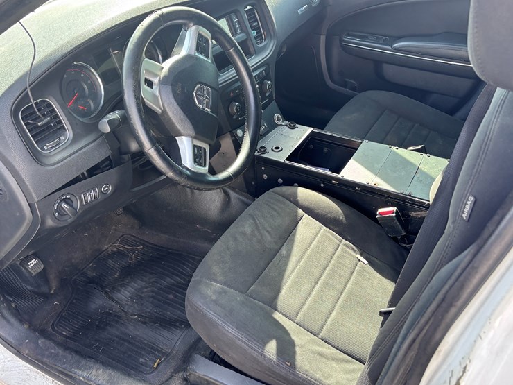 #24-•-2012-dodge-charger-image-6