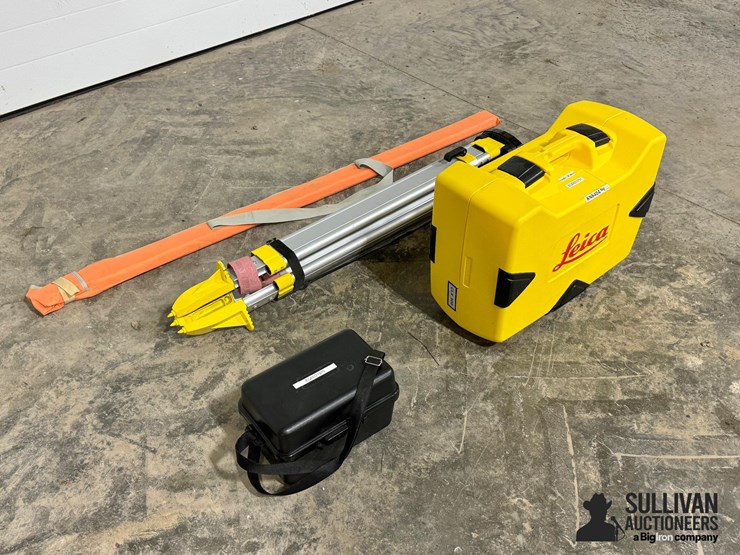 2022-leica-rugby-clh-clx300-rotating-laser-level-kit-w/-support-equipment-image-3
