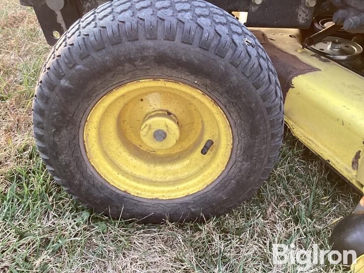 john-deere-425-image-9