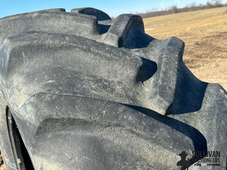 goodyear-600/65r28-tractor-tires-(bid-per-unit)-image-10