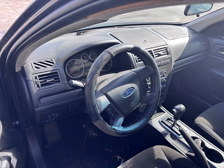 #38-•-2008-ford-fusion-|-no-key-image-7