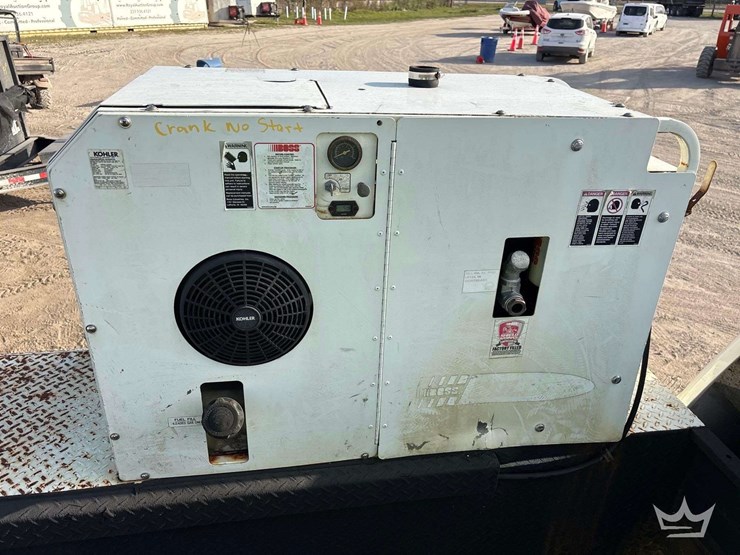 2017-auto-crane-5005eh-image-23