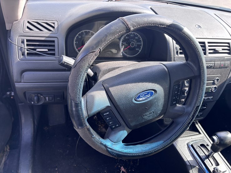 #38-•-2008-ford-fusion-|-no-key-image-9