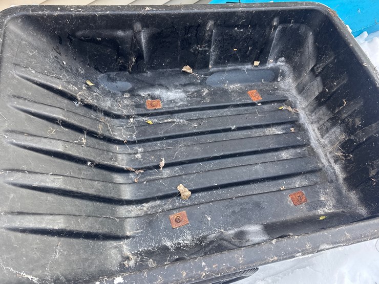 #7672-•-small-garden-trailer-image-2