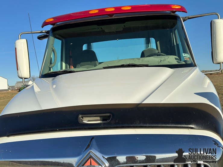 international-prostar-image-10