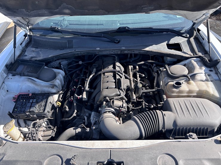 #7-•-2013-dodge-charger-image-13