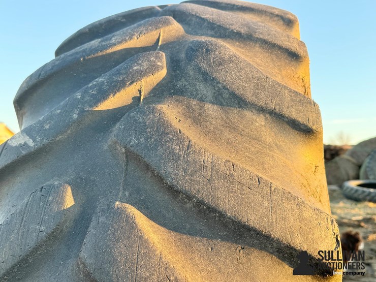 goodyear-dyna-torque-radial-18.4r42-tractor-tire-image-13