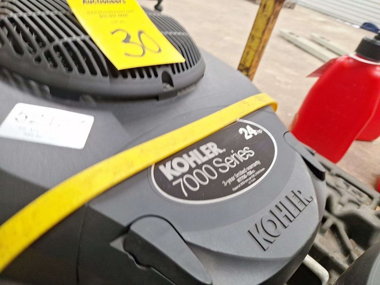 unused-vertical-shaft-kohler-7000-series-twin-cycle-24-hp-gas-engine-image-11