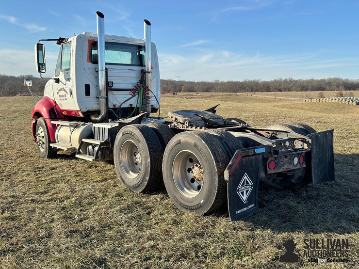 international-prostar-image-7