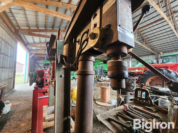 guardian-power-16-speed-heavy-duty-drill-press-image-5