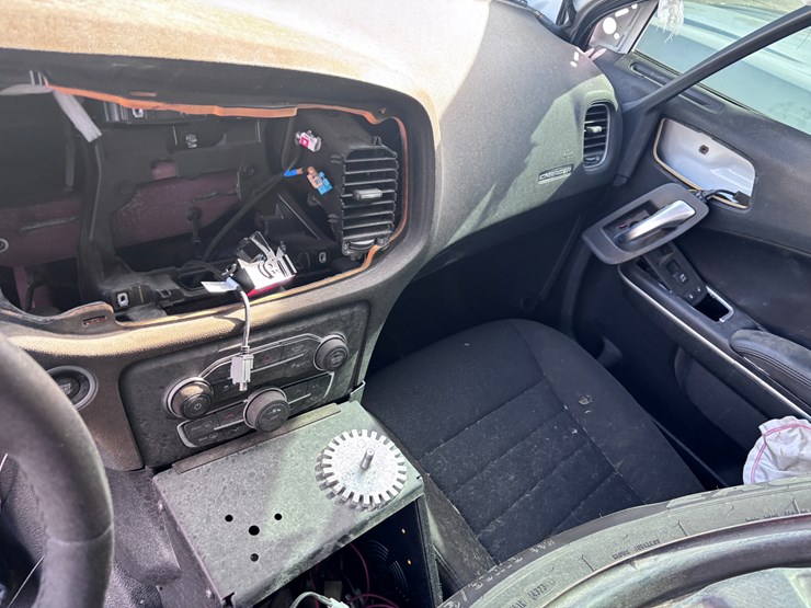 #36-•-2018-dodge-charger-image-8