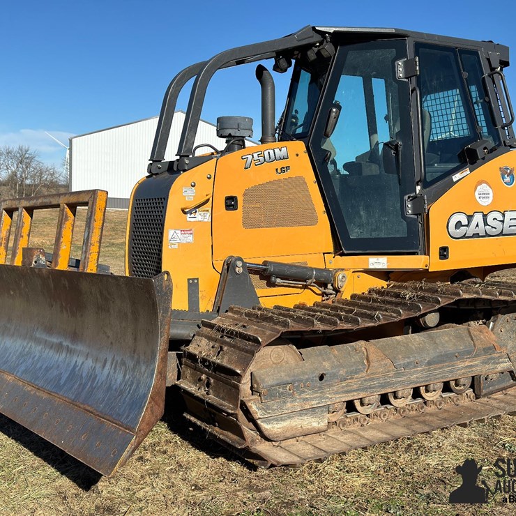 CASE 750M LGP