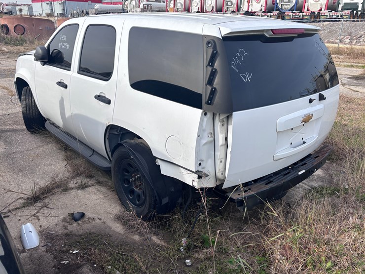 chevrolet-tahoe-image-4