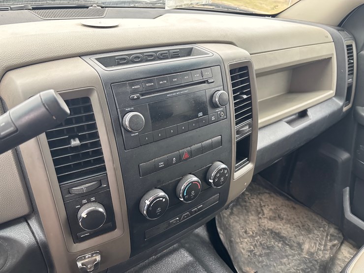 2012-dodge-1500-image-7