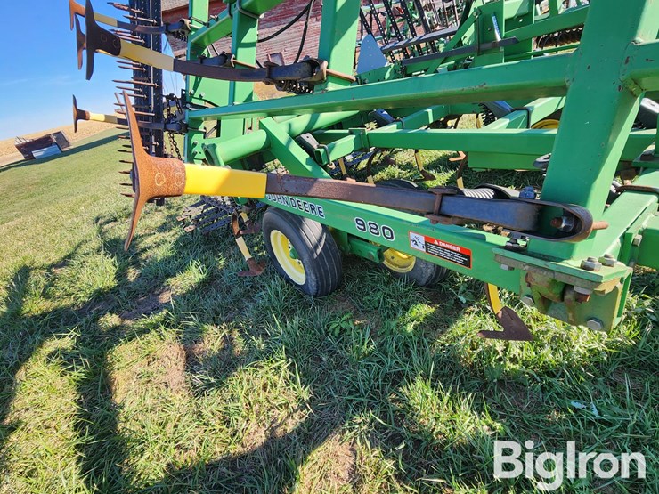 john-deere-980-image-12