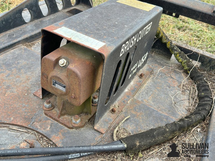 skid-steer-brush-cutter-attachment-image-12