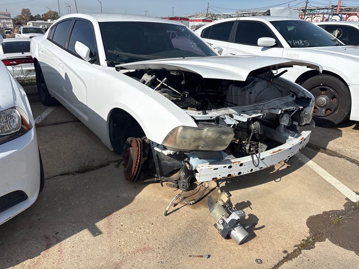 #32-•-2013-dodge-charger-|-no-keys-image-2