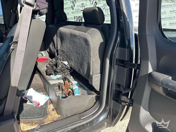 2013-chevrolet-silverado-1500-image-17