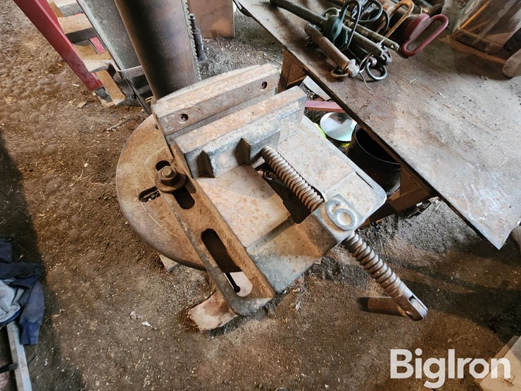 guardian-power-16-speed-heavy-duty-drill-press-image-4