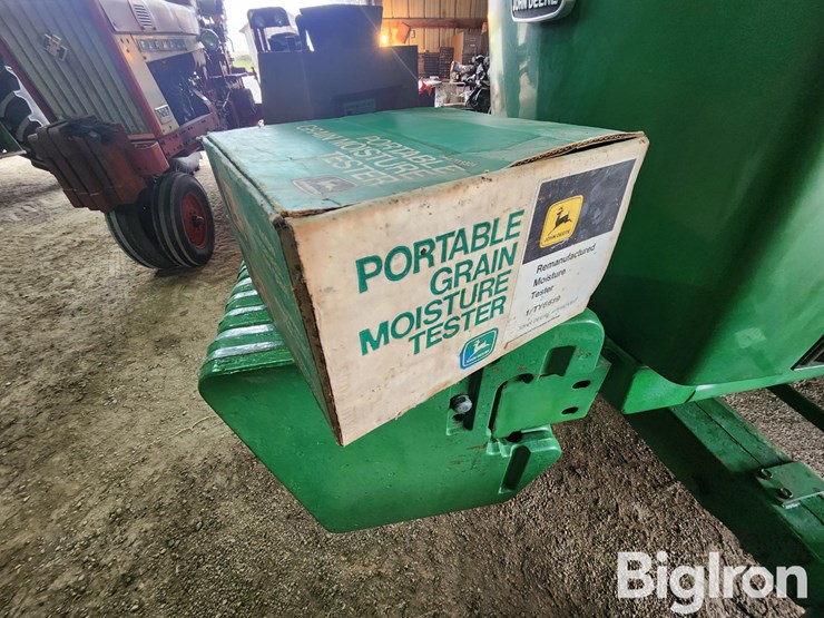 john-deere-200-image-5