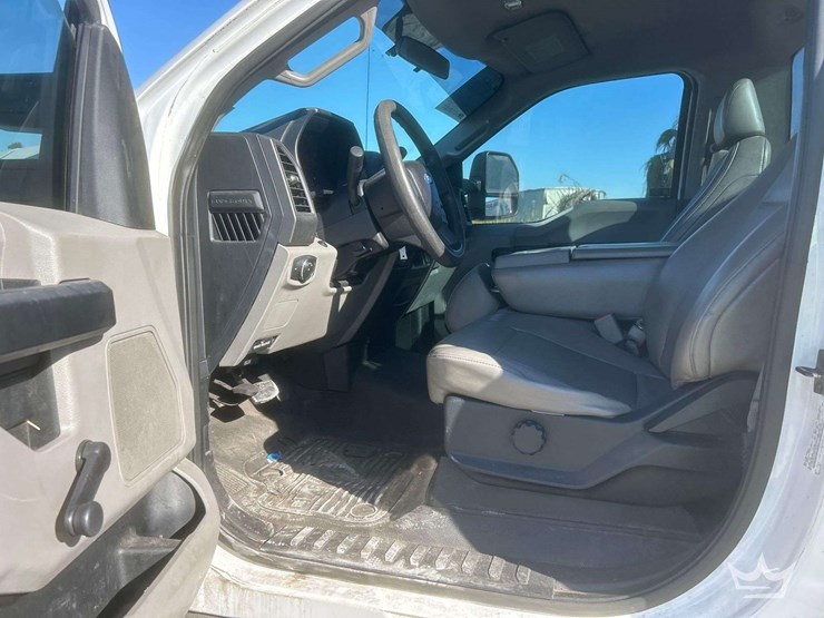 2017-ford-f250-image-11