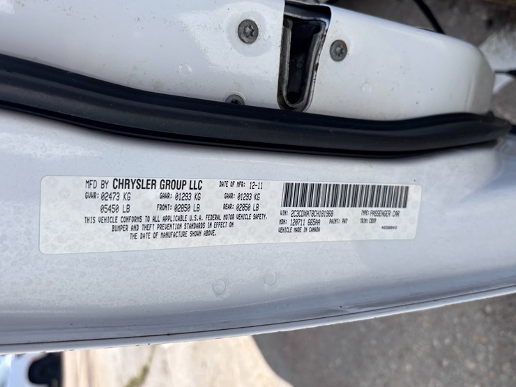 #24-•-2012-dodge-charger-image-11