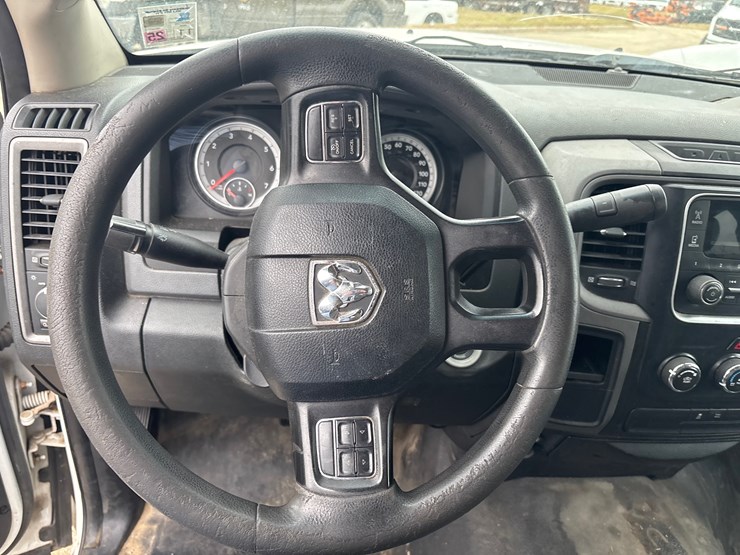 #97-•-2015-dodge-ram-crew-cab-image-7