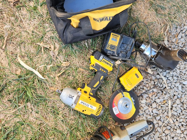 1/2"-dewalt-impact-&-assorted-tools-image-4