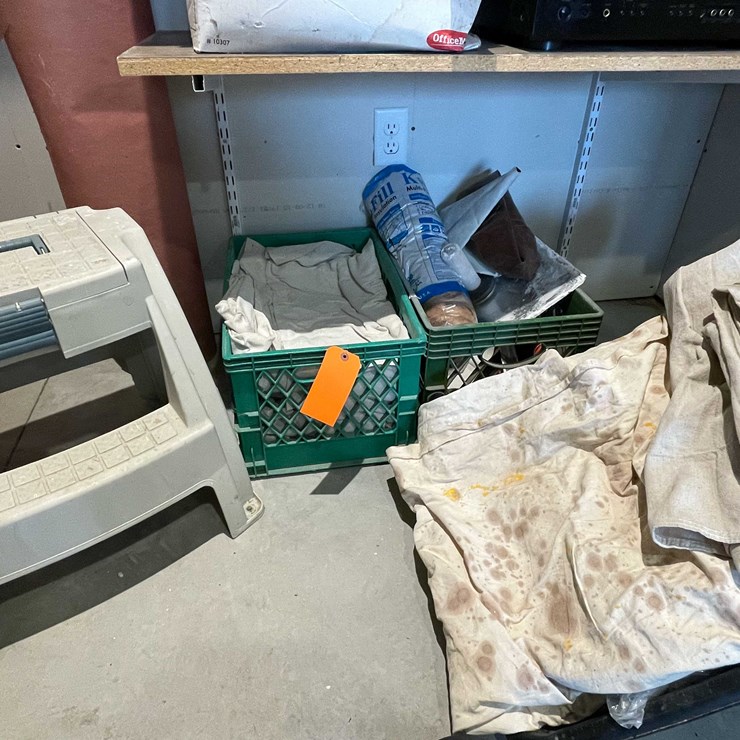 #12926 • Painters Lot