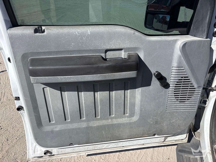 2013-ford-f250-image-12