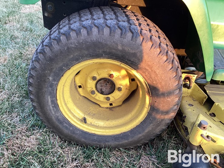 john-deere-425-image-14