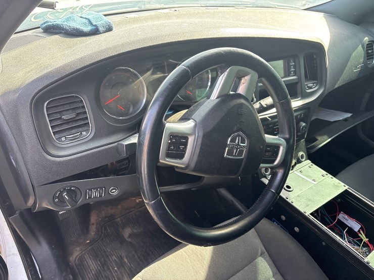 #37-•-2012-dodge-charger-image-7