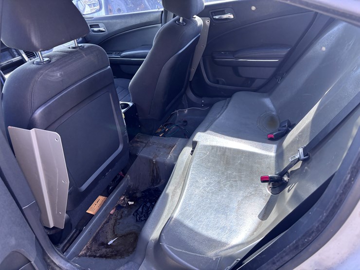 #35-•-2012-dodge-charger-image-5