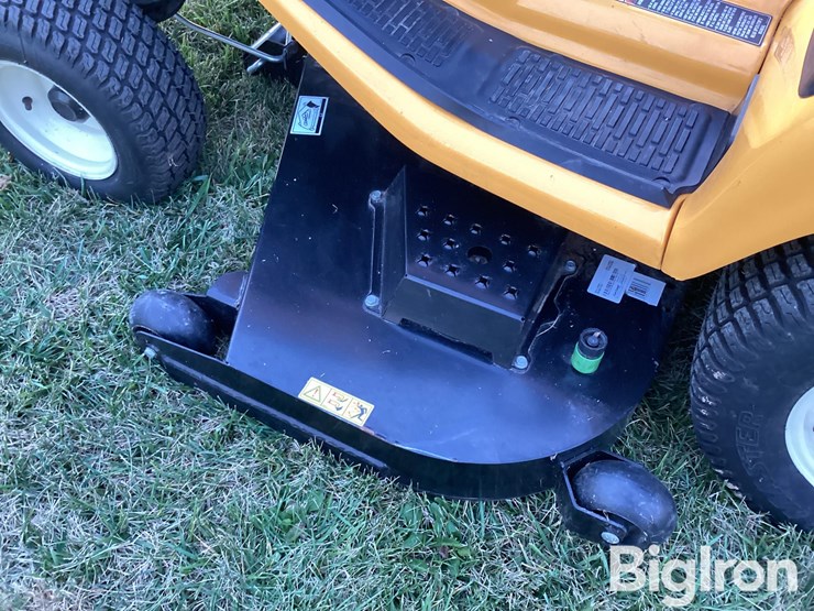 2023-cub-cadet-xt3-54"-riding-mower-image-10