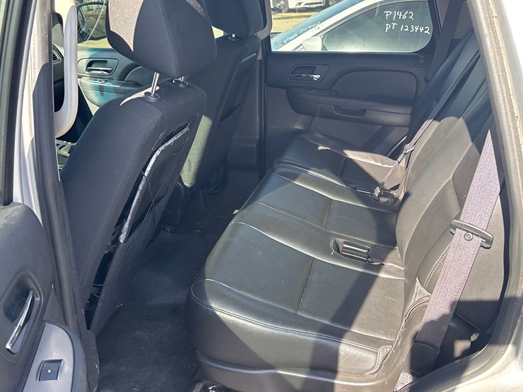 chevrolet-tahoe-image-6