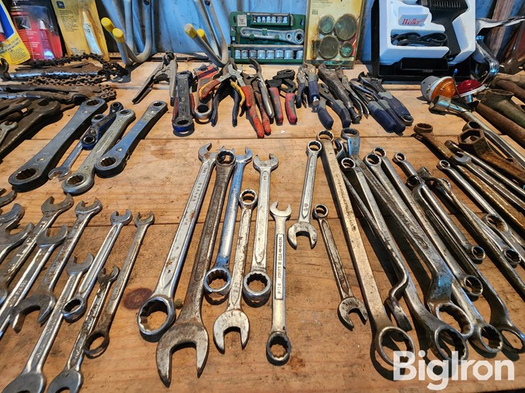 assorted-wrenches/hand-tools-image-11