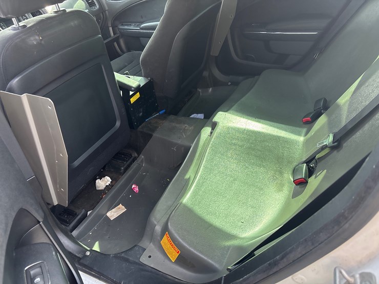 #37-•-2012-dodge-charger-image-5