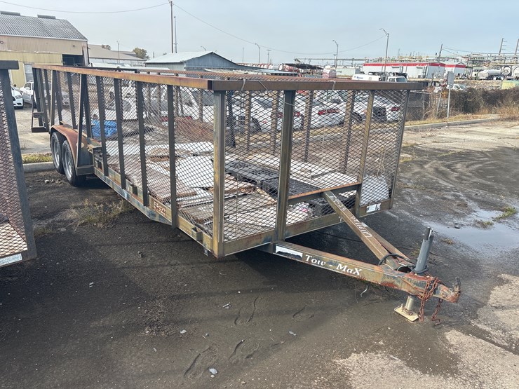 #92-•-2008-6ft-x-24ft-circle-m-utility-trailer-image-1