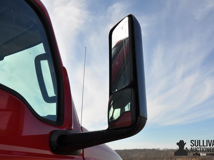 2018-international-lt-image-17