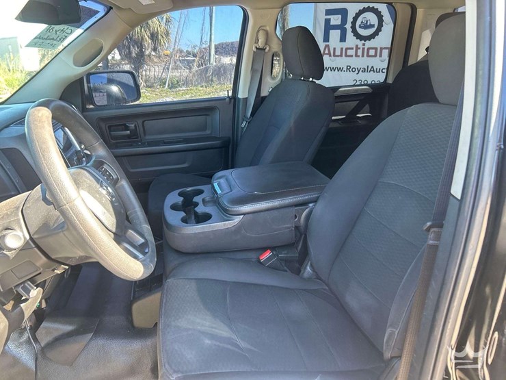 2019-dodge-1500-image-19