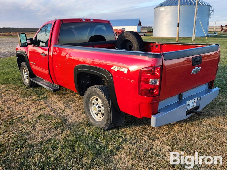 chevrolet-silverado-2500-image-7