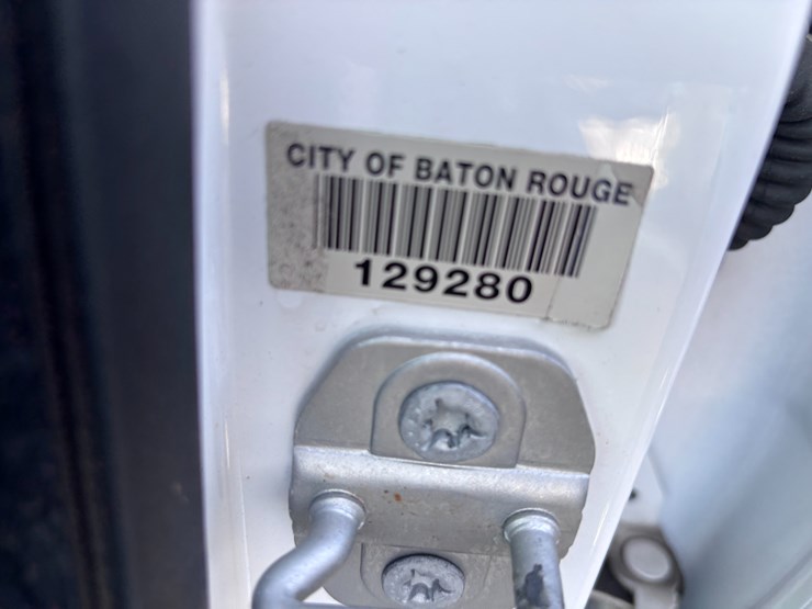 #39-•-2019-dodge-charger-image-9