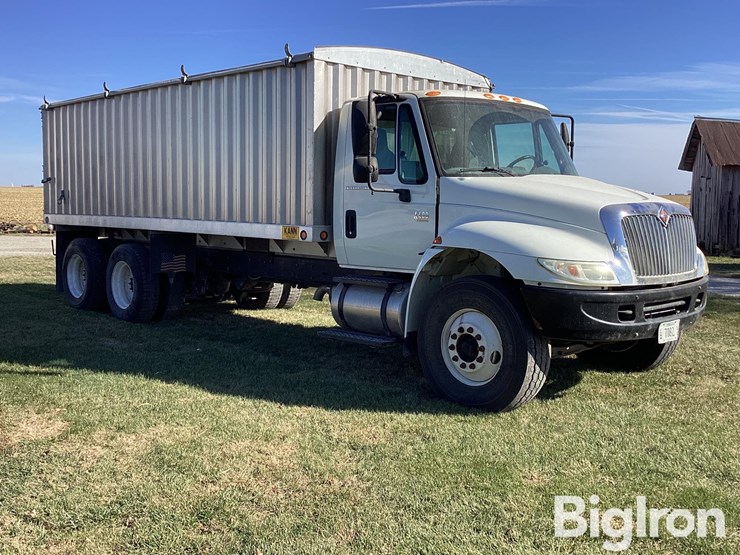 international-durastar-4400-image-3