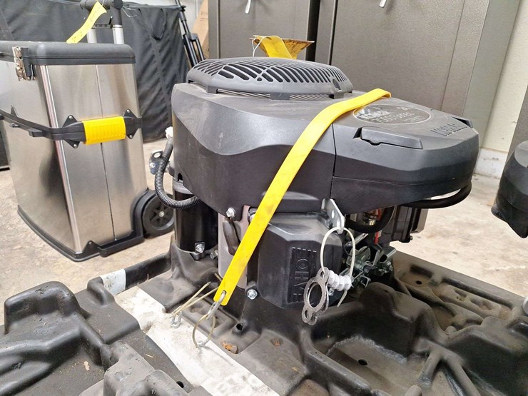 unused-vertical-shaft-kohler-7000-series-twin-cycle-24-hp-gas-engine-image-13