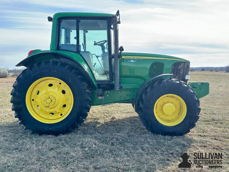 john-deere-7320-image-4