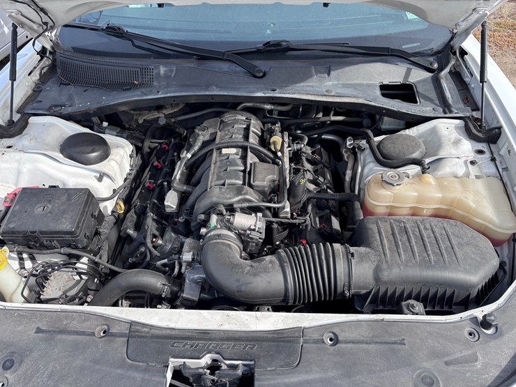 #53-•-2018-dodge-charger-image-12