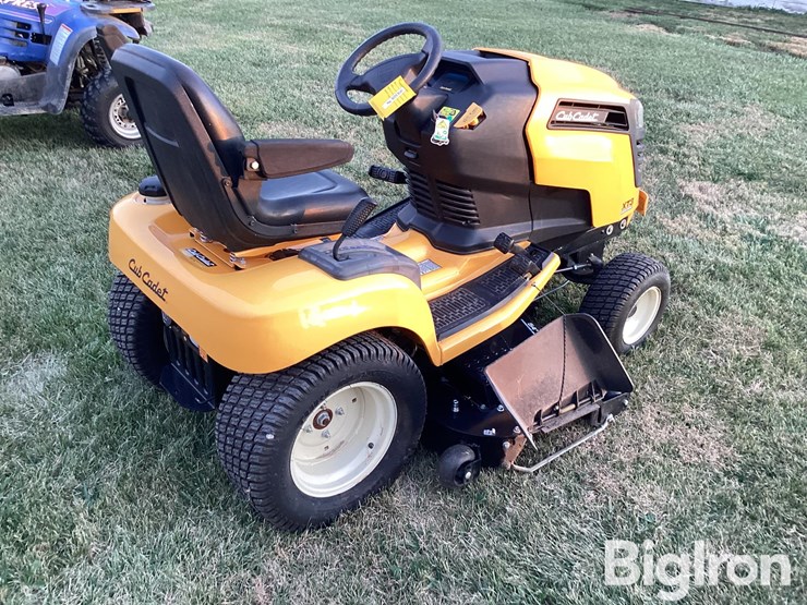 2023-cub-cadet-xt3-54"-riding-mower-image-5