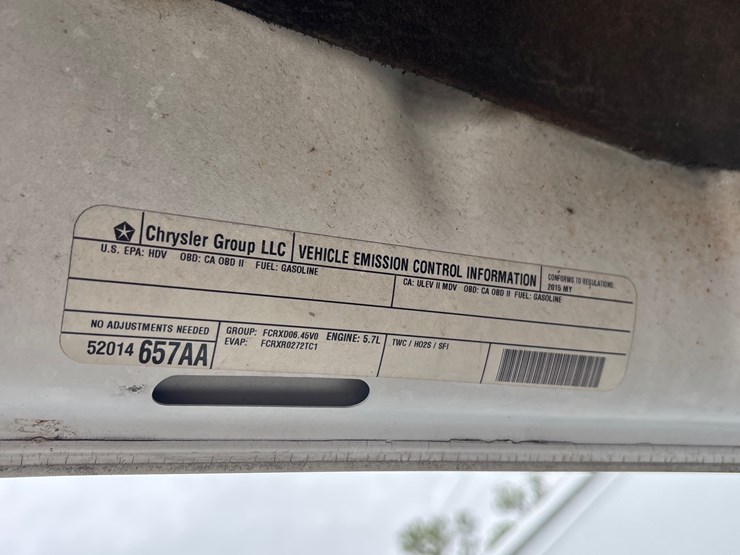 #97-•-2015-dodge-ram-crew-cab-image-14