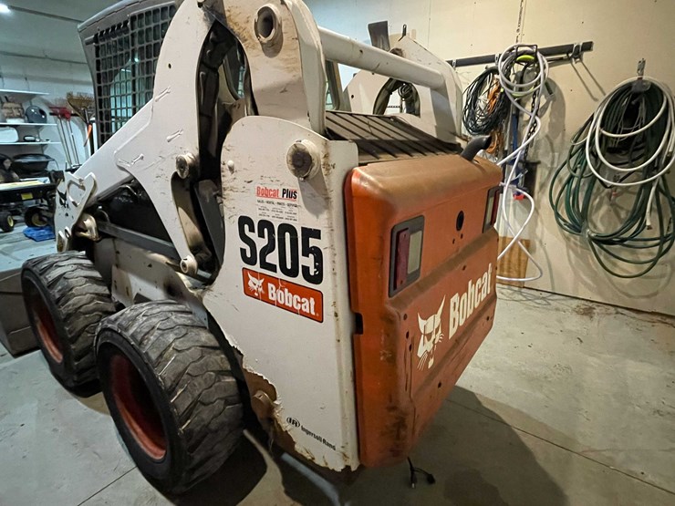 #7366-•-bobcat-compact-skid-steer-loader-image-4