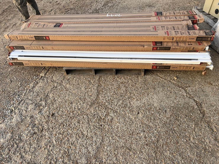 #30542-•-electric-baseboard-heaters-image-1